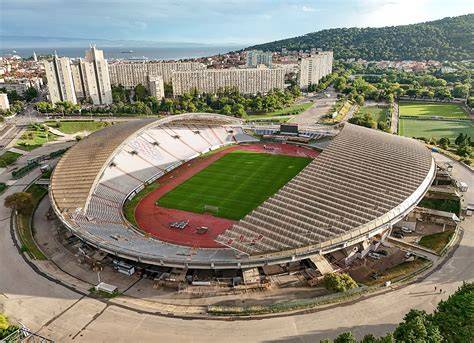 Stadion Poljud během chorvatské ligy